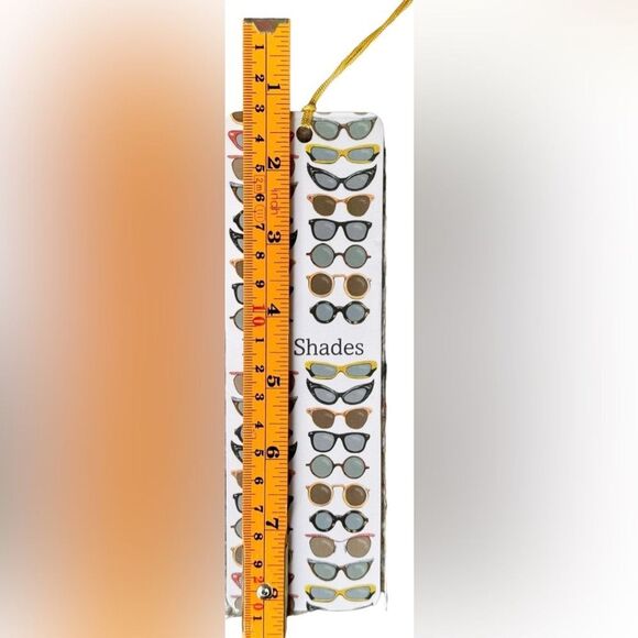 Peter Pauper Press Fifty Shades Bookmark Tassel in Clear Protective Sleeve. - Picture 7 of 7